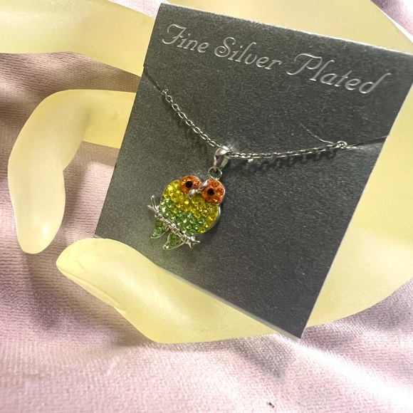 FINE SILVER PLATED NWT Rhinestones Birds Necklace - Picture 3 of 4